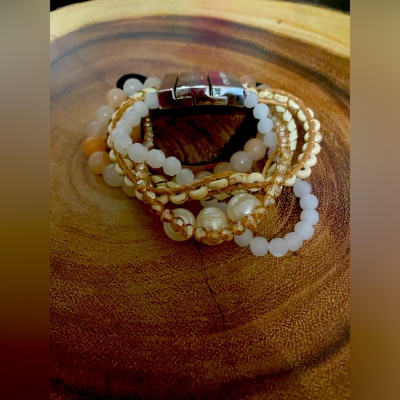 Victoria Emerson Bracelet - Picture 3 of 3